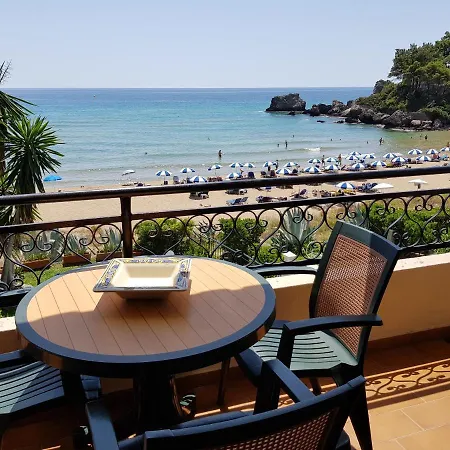 Lejlighed Glyfada Beachfront 7 *