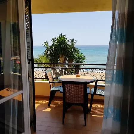 Apartment Glyfada Beachfront 7